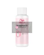 Wella Professionals SHINEFINITY Activateur Bouteille 60 ml