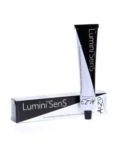 Complément de coloration d’oxydation pour cheveux colorés blond platine ou décolorés.