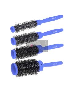 Brosse thermique avec poils en nylon, tube en tourmaline et poignée ergonomique soft touch.
